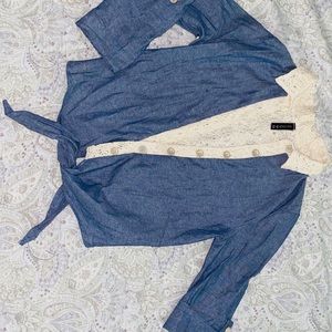 Casual blouse with a lace back